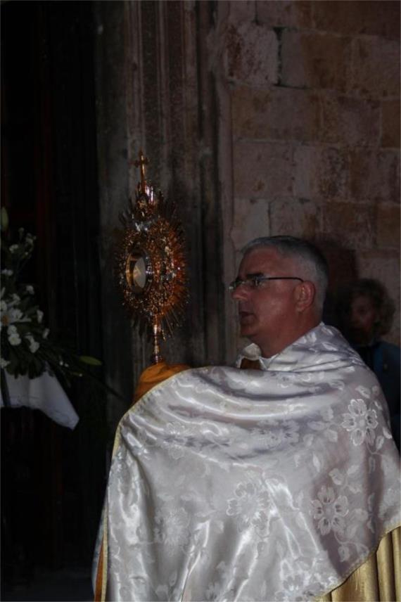 Tijelovo procesija  0