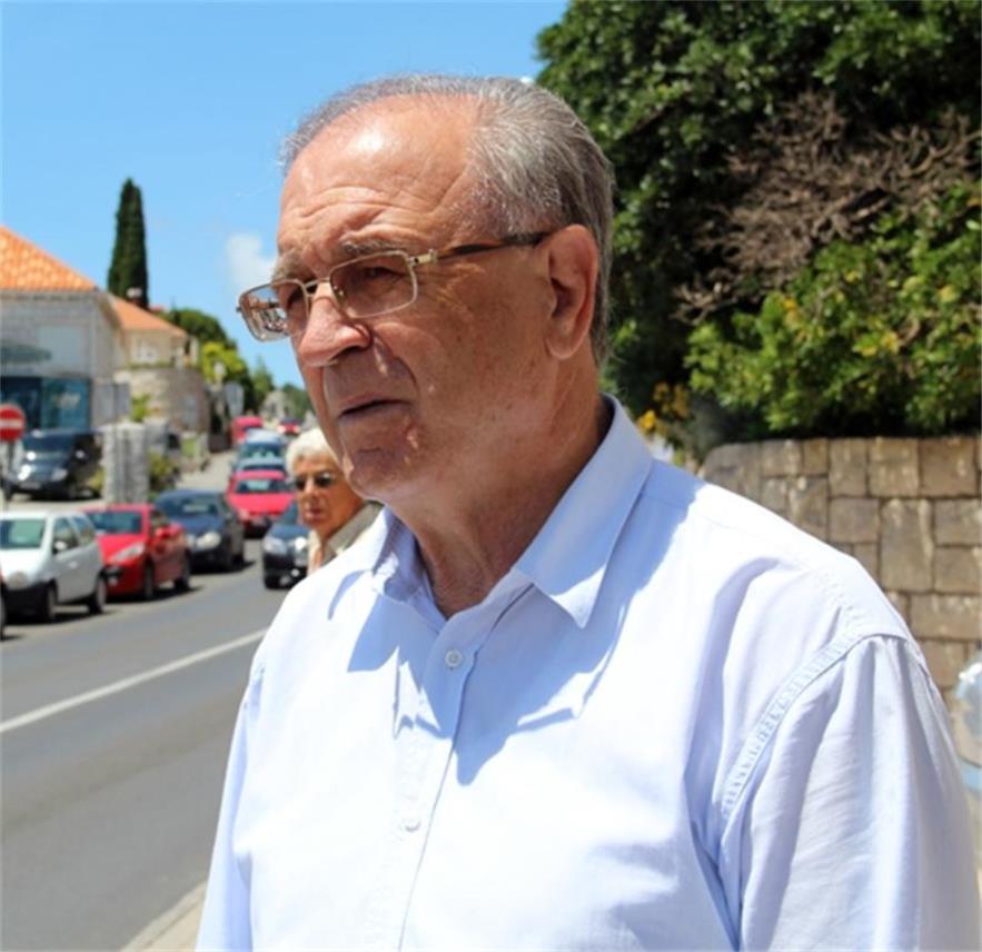 Izbori anketa  0