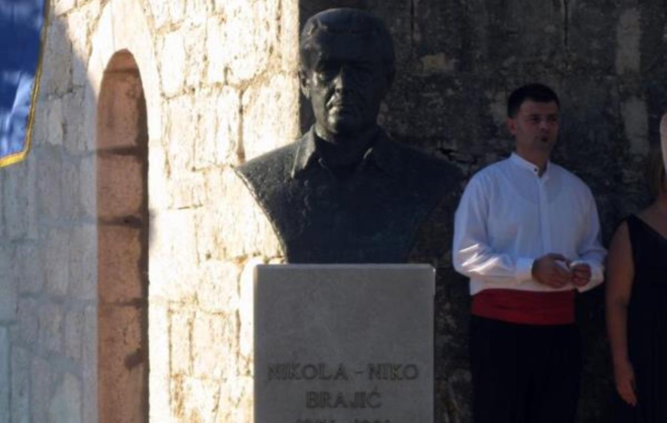 Otkrivanje spomenika Niki Brajiću u Ravnom 0