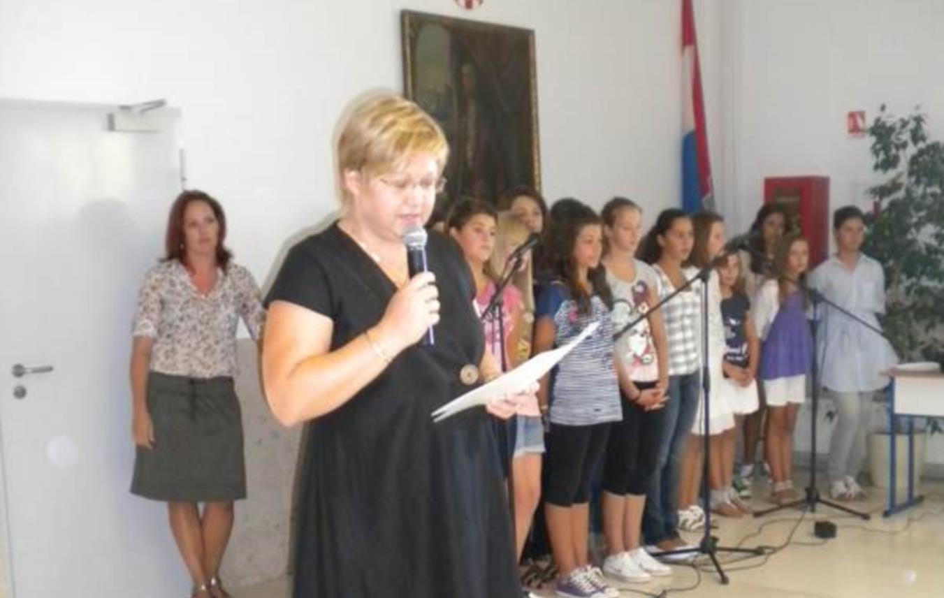 Prvi dan škole u OŠ Ivana Gundulića, ravnateljica Vedrana Elez