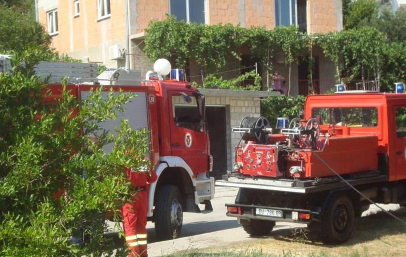 Slpožar Mokošica  0