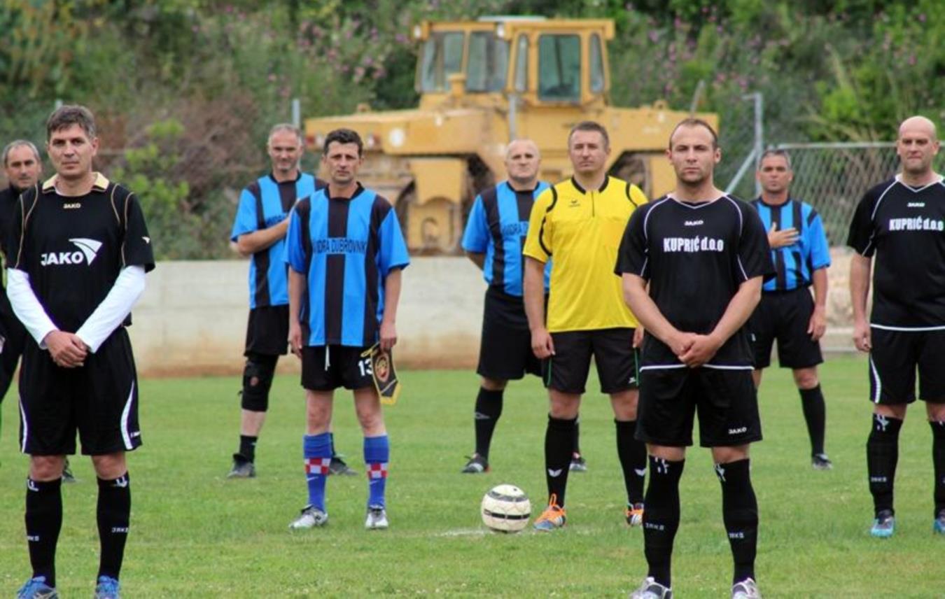 Nogomet veterani Split i Dubrovnik  0