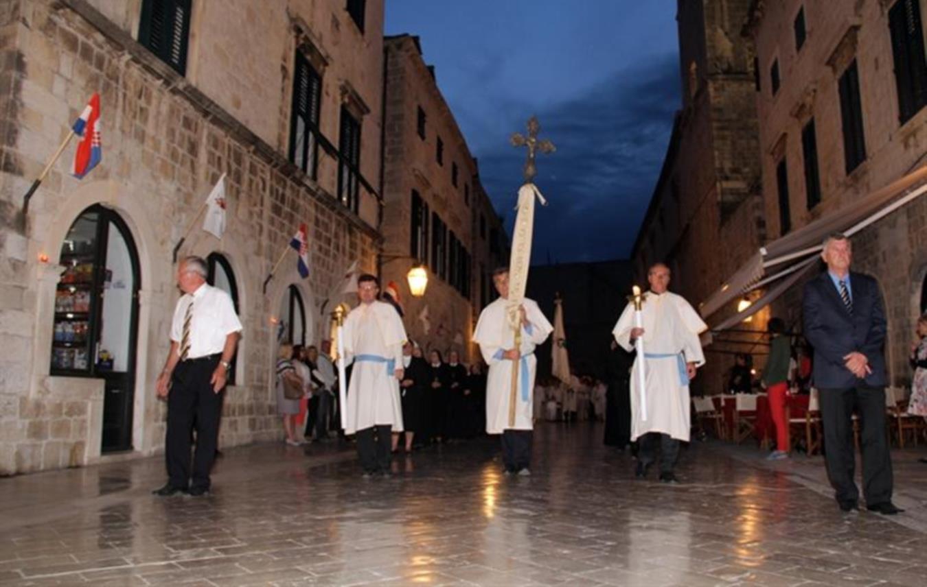 Tijelovo procesija  0