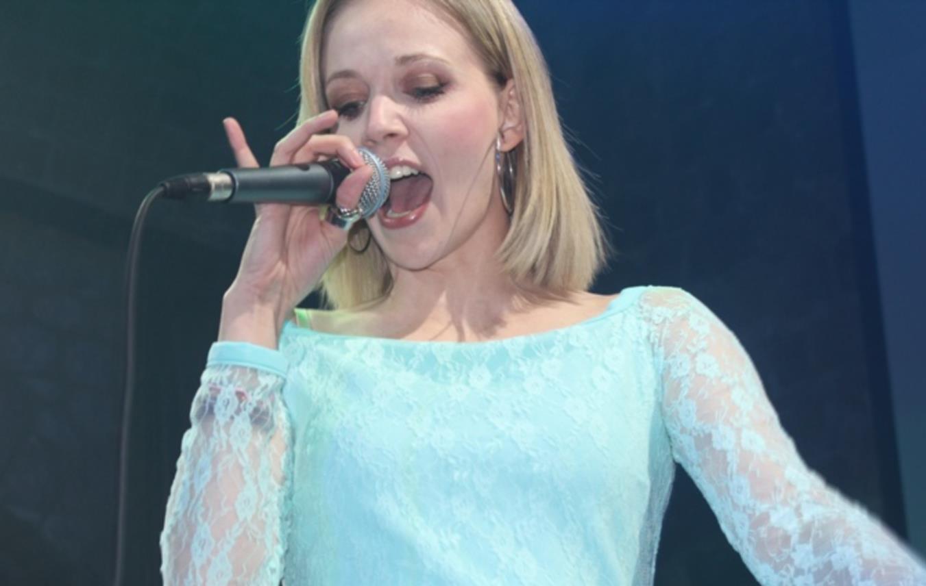 Jelena Rozga_koncert u Revelinu