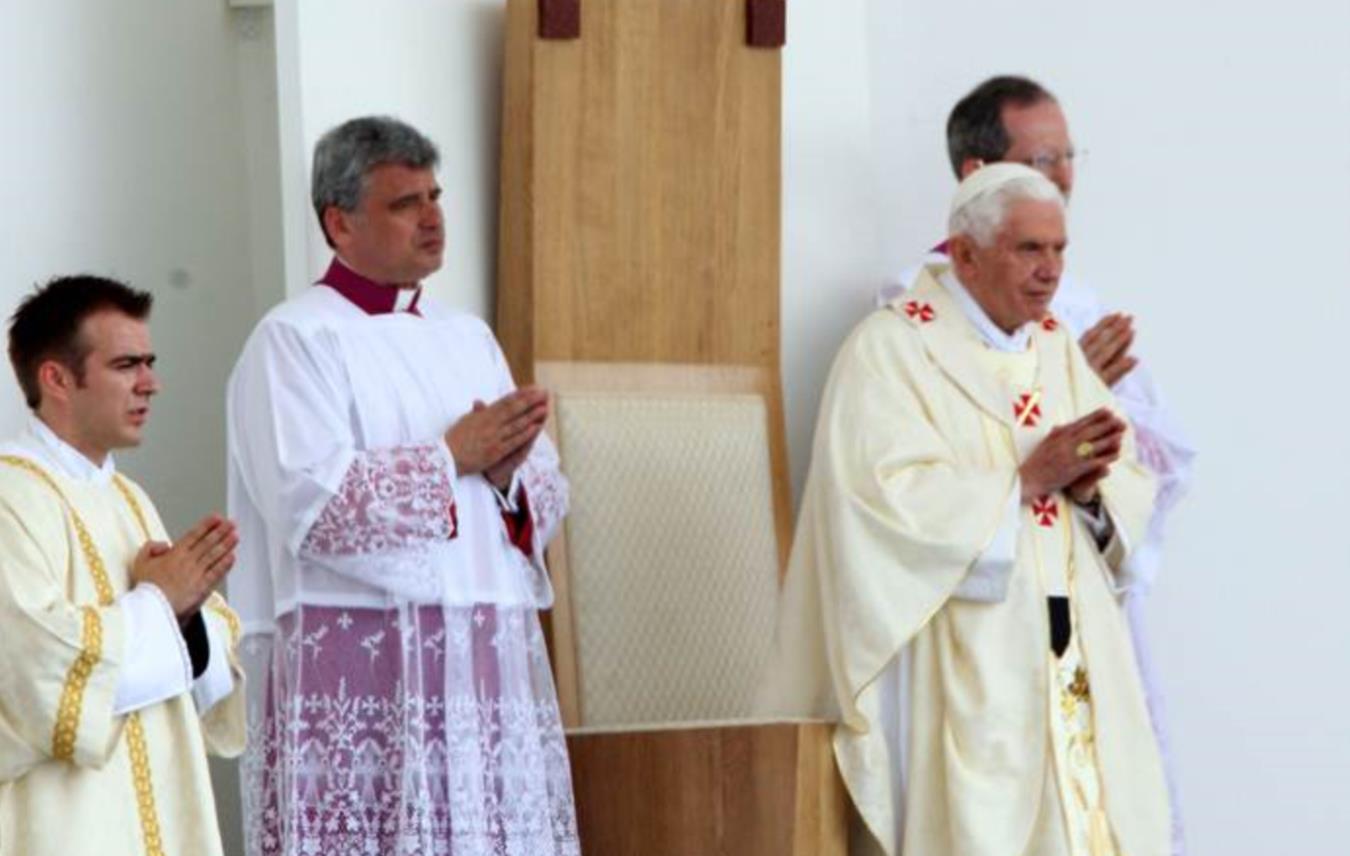 Papa na hipodromu