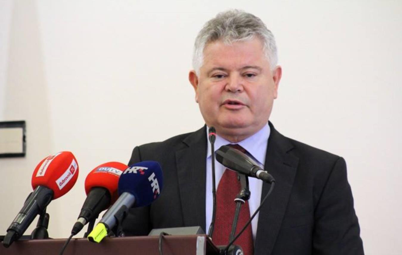 Andro Vlahušić