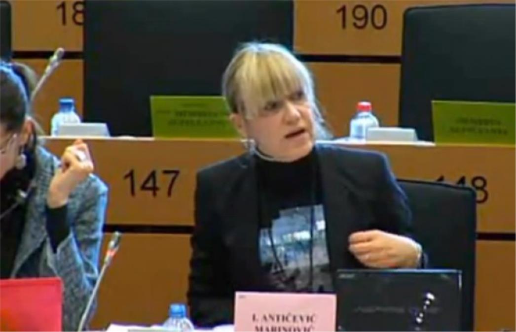 Prije će Ingrid Antičević Marinović naučiti engleski nego što će režim raspisati referendum