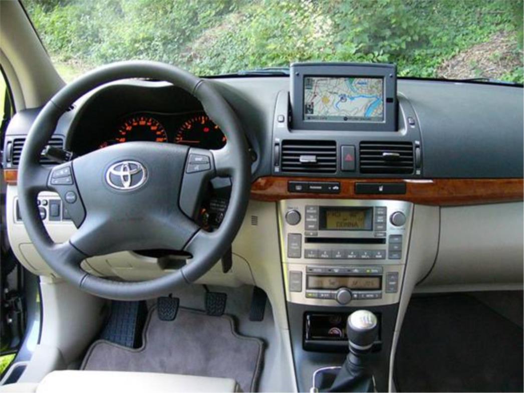 Toyota povlači 1,7 milijuna vozila zbog curenja goriva