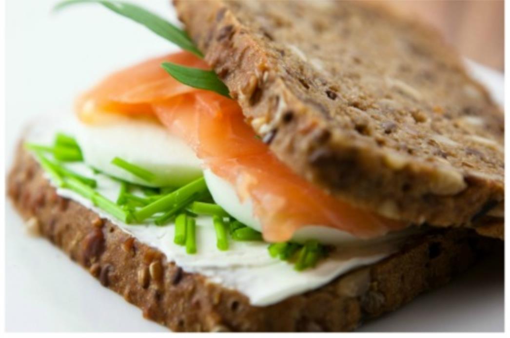 RECEPT DANA: Brzi sendvič s lososom