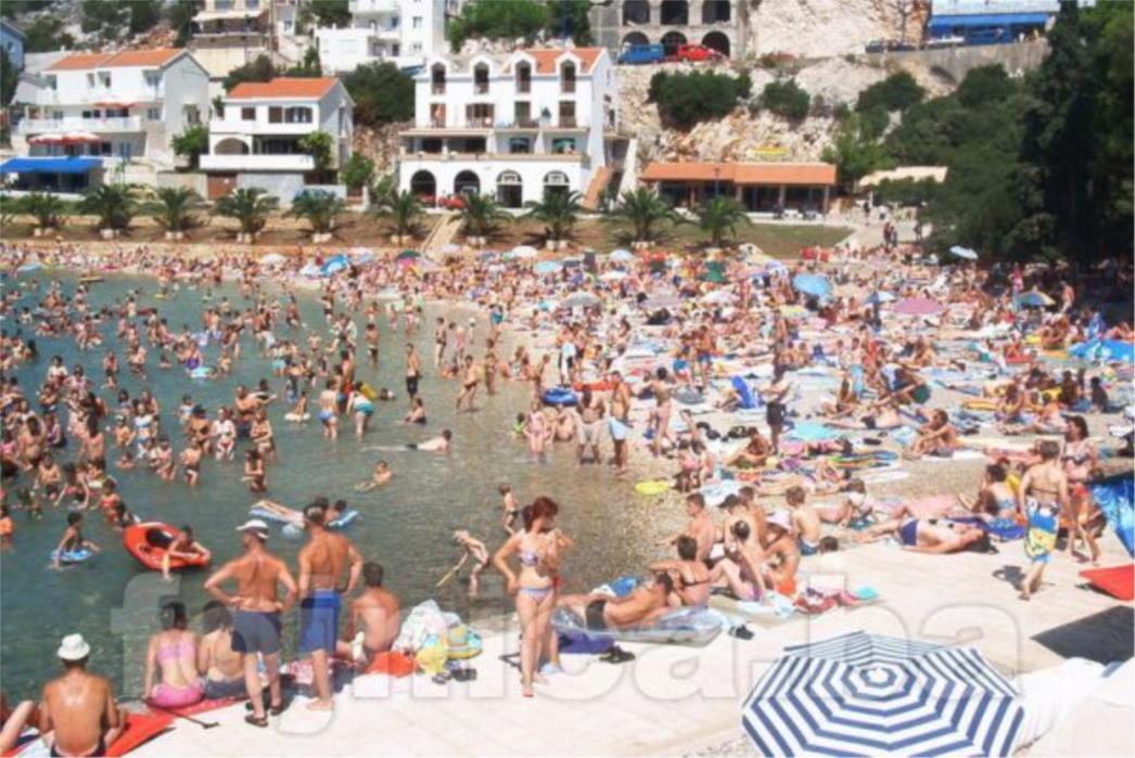 LUDA KUĆA: Neum ruši rekorde posjećenosti