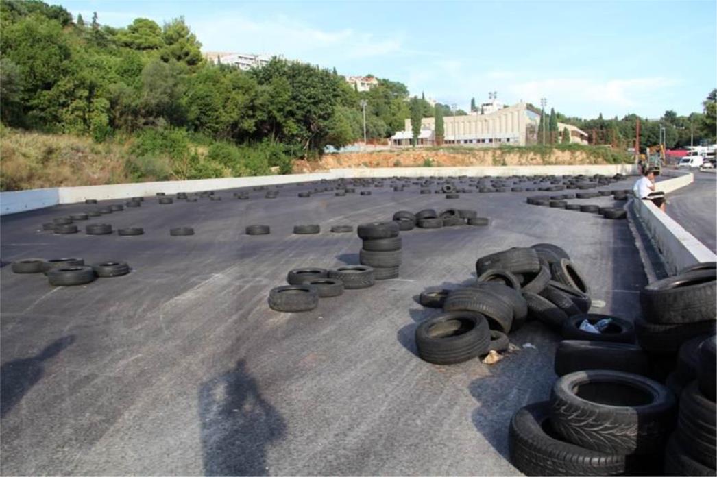 ŠTO TO NIČE KRAJ SPORTSKE DVORANE: Auto-moto  centar u Gospinom polju?