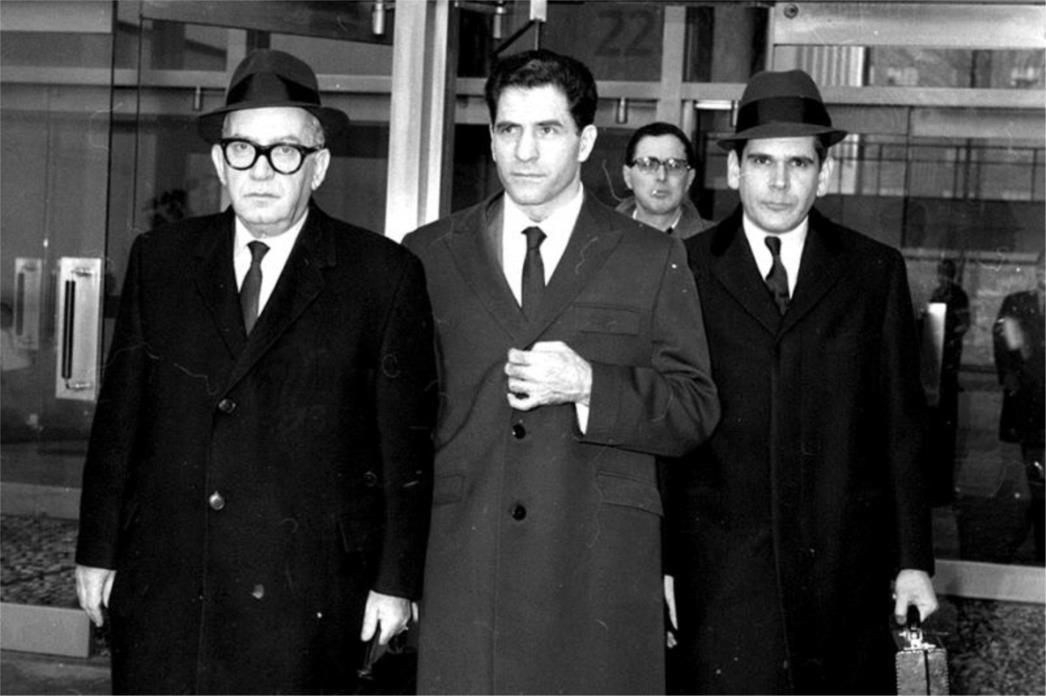 FOTOGRAFIJA DANA: Mafijaško okupljanje