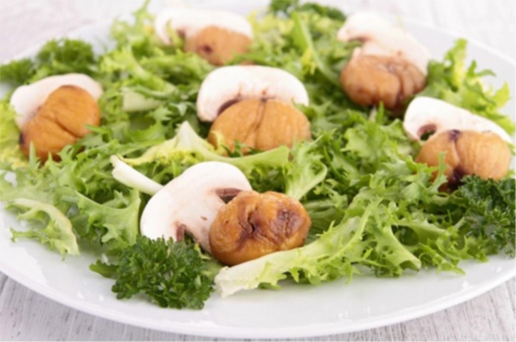 RECEPT DANA: Salata s gljivama i kestenima