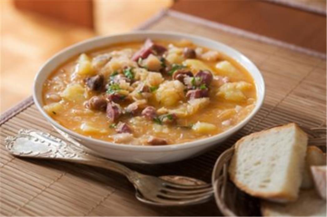 RECEPT DANA: Juha s kiselim kupusom