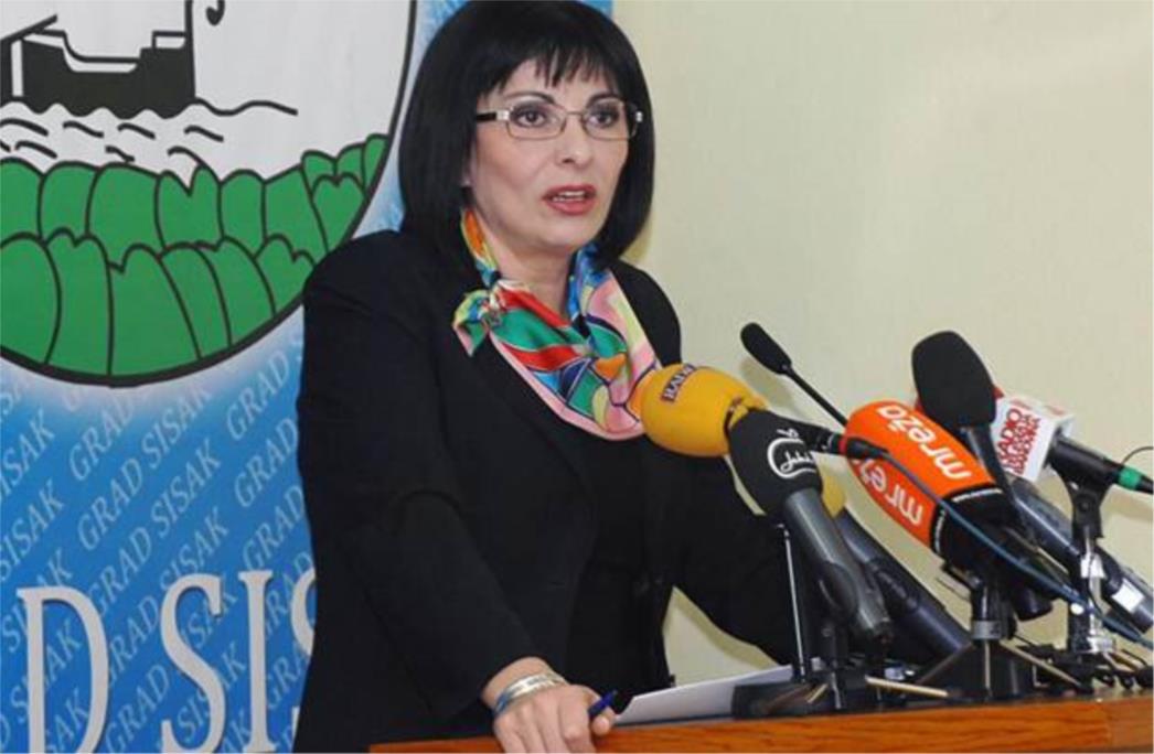 Mutni poslovi: Diplomski rad SDP-ove 'crvene barunice' Marine Lovrić Merzel ne postoji!