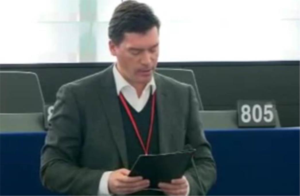 PRAVI TATIN SIN: Evo kako SDP-ovac Oleg (valjda počastio đeda) Valjalo 'cinka' Hrvatsku pred, srećom, praznom dvoranom  