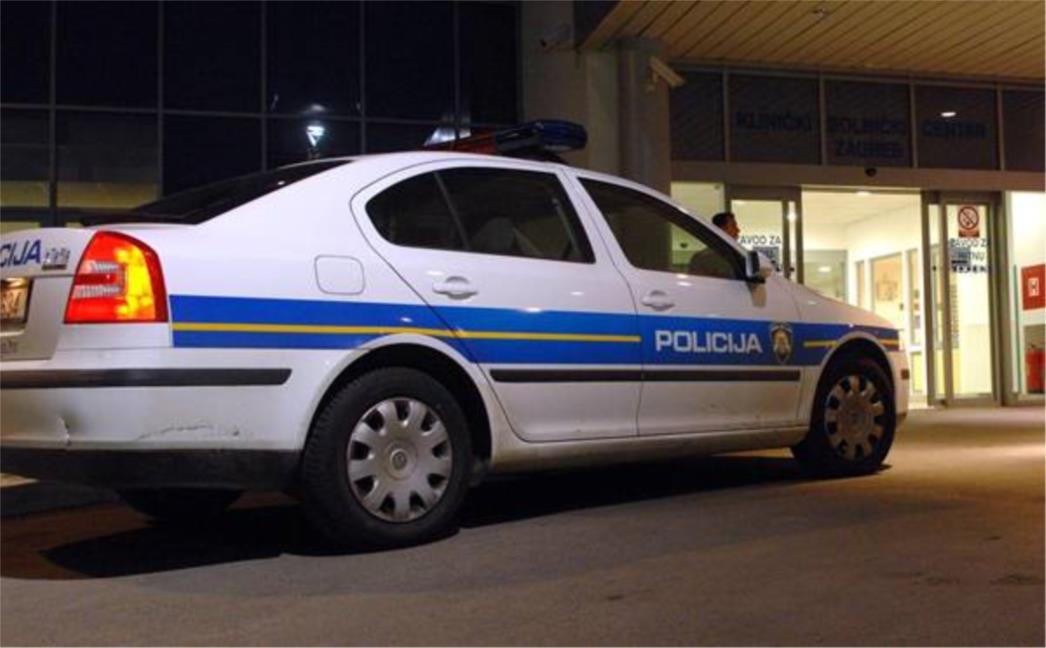  Policajci lažirali putne isprave