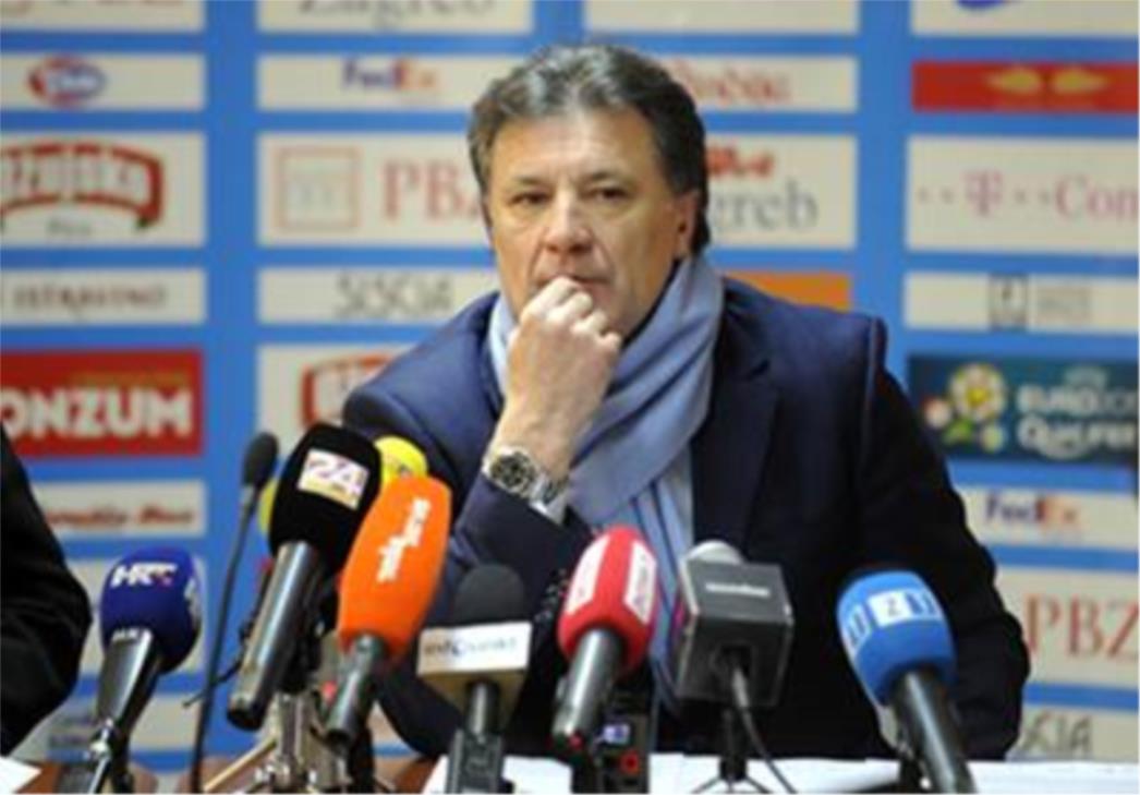 Marković sazvao 'pravu' skupštinu dva dana nakon Štimčeve!