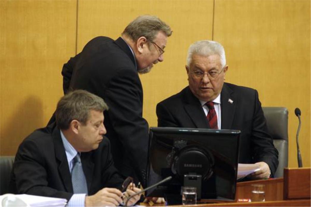  Nema više 'cirkusa i sapunica'