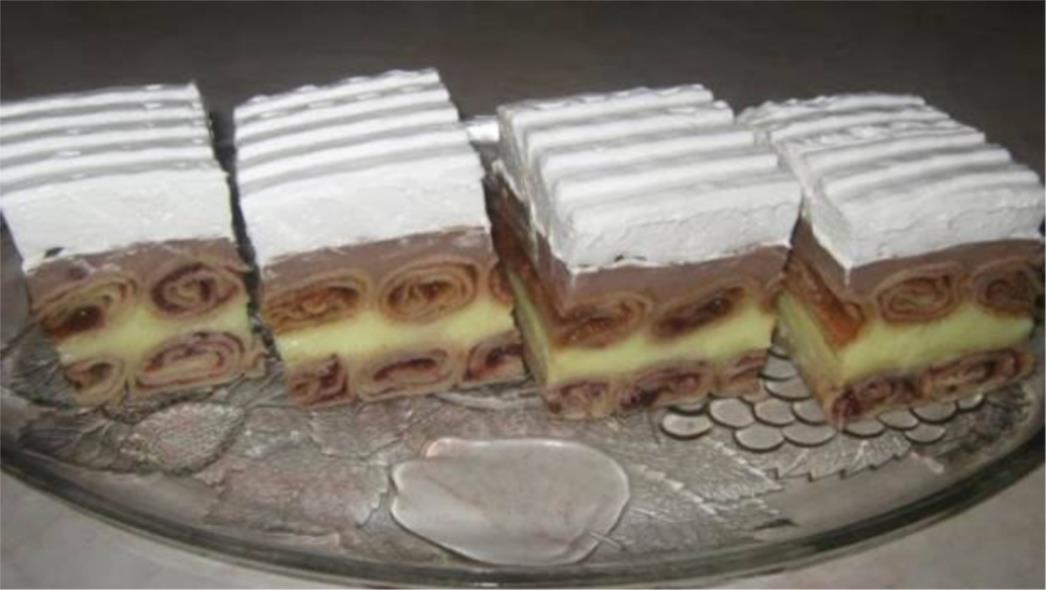 RECEPT ZA VIKEND: Brz i predobar kolač od palačinki! 