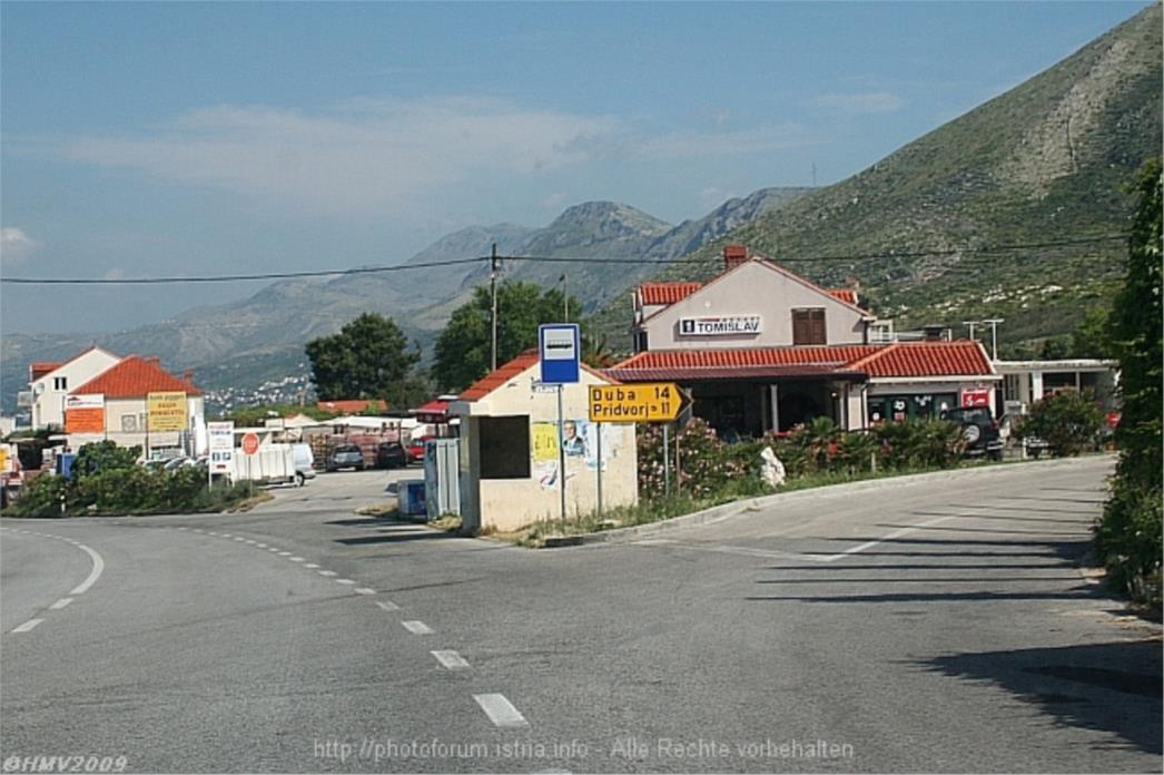 NA ZAPADU NIŠTA NOVA: Preko brda do Zvekovice