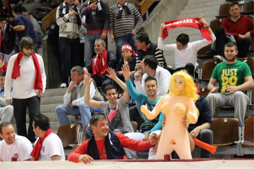 PALI I ZAGREBČANI:  Square bolji i od Nacionala, sutra finale (FOTOGALERIJA)