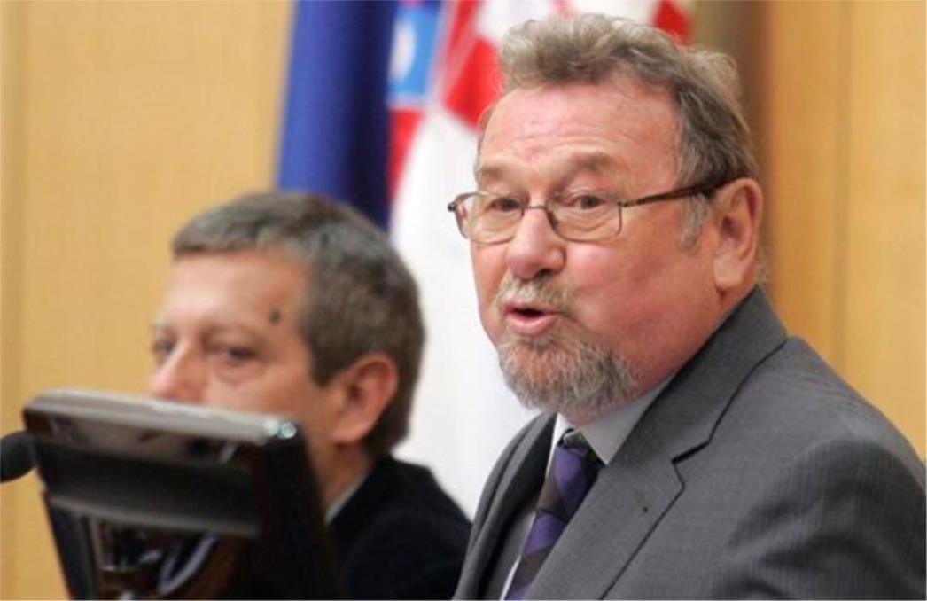 Ubilački bijes huligana potaknuo je vrh SDP-a