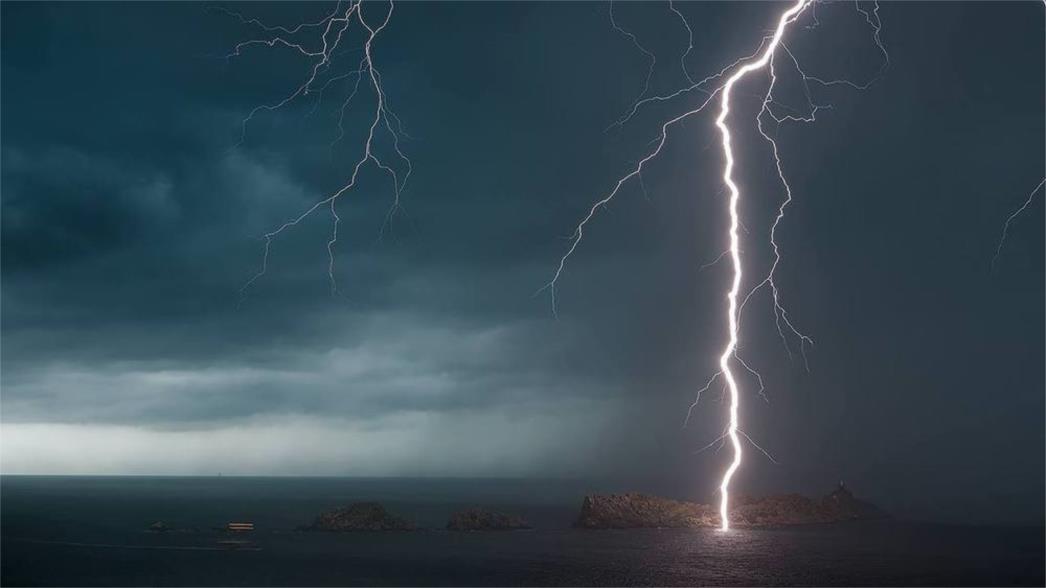 U drugom dijelu dana u Dalmaciji je moguće snažno grmljavinsko nevrijeme