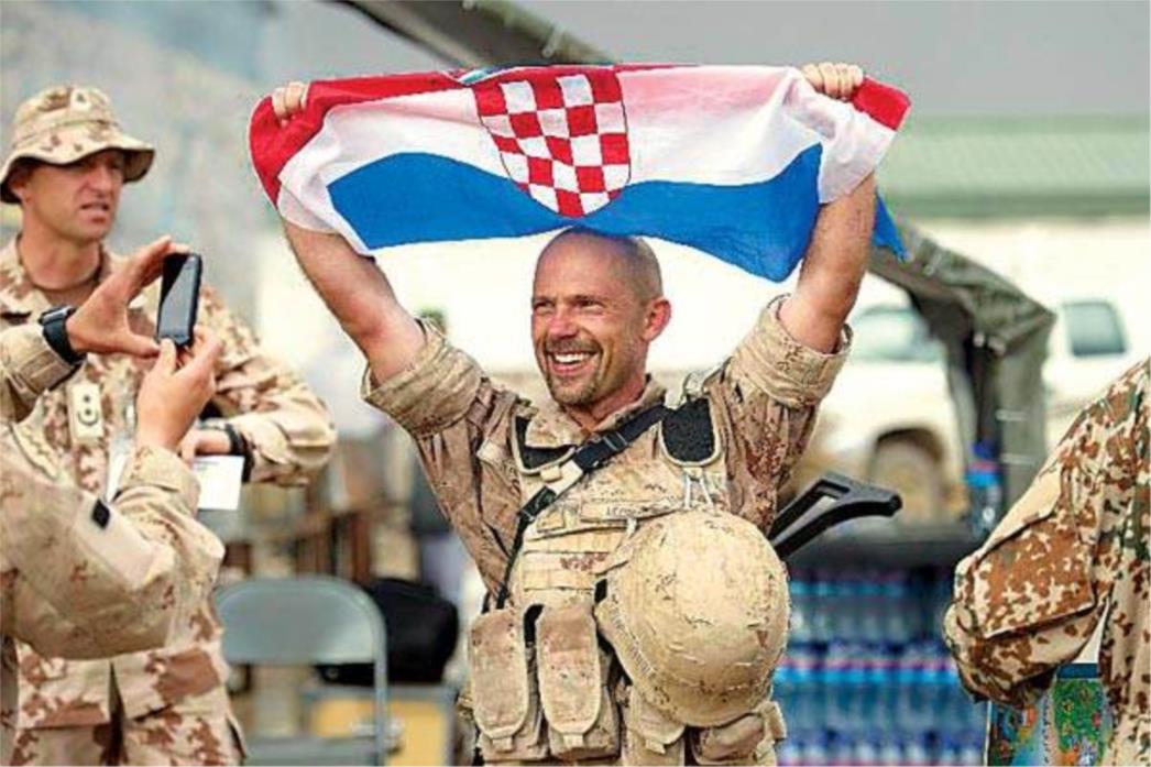 Hrvatski vojnici neozlijeđeni u napadu bombom