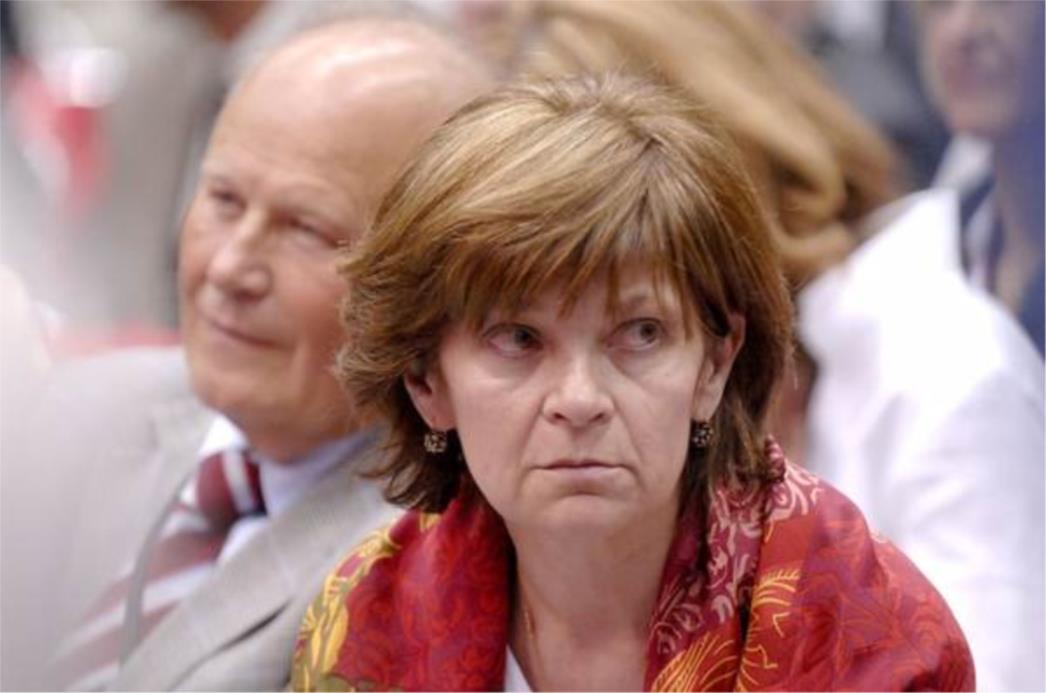 Račanova supruga otišla iz Ministarstva vanjskih poslova