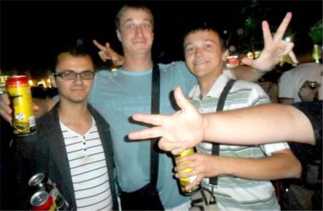 ISTI SAM KAO TATA! Braniteljima poželjeli da izgore, Kolindine glasače nazvali debilima i poručili - nabijemo vas na ku*** 