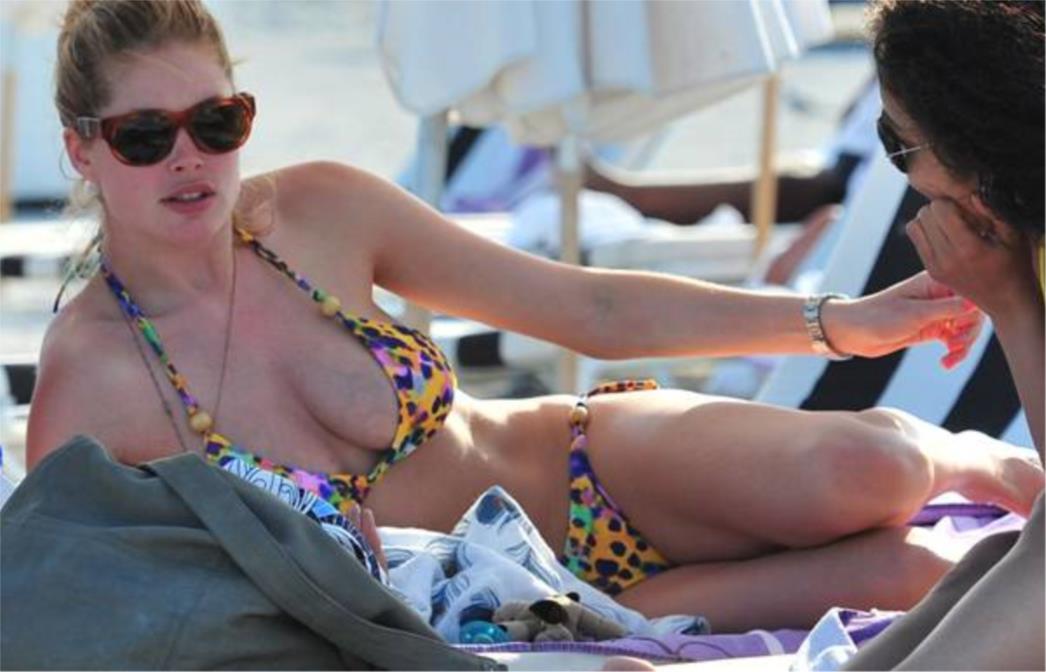 Anđelica Doutzen Kroes u bikiniju mamila uzdahe