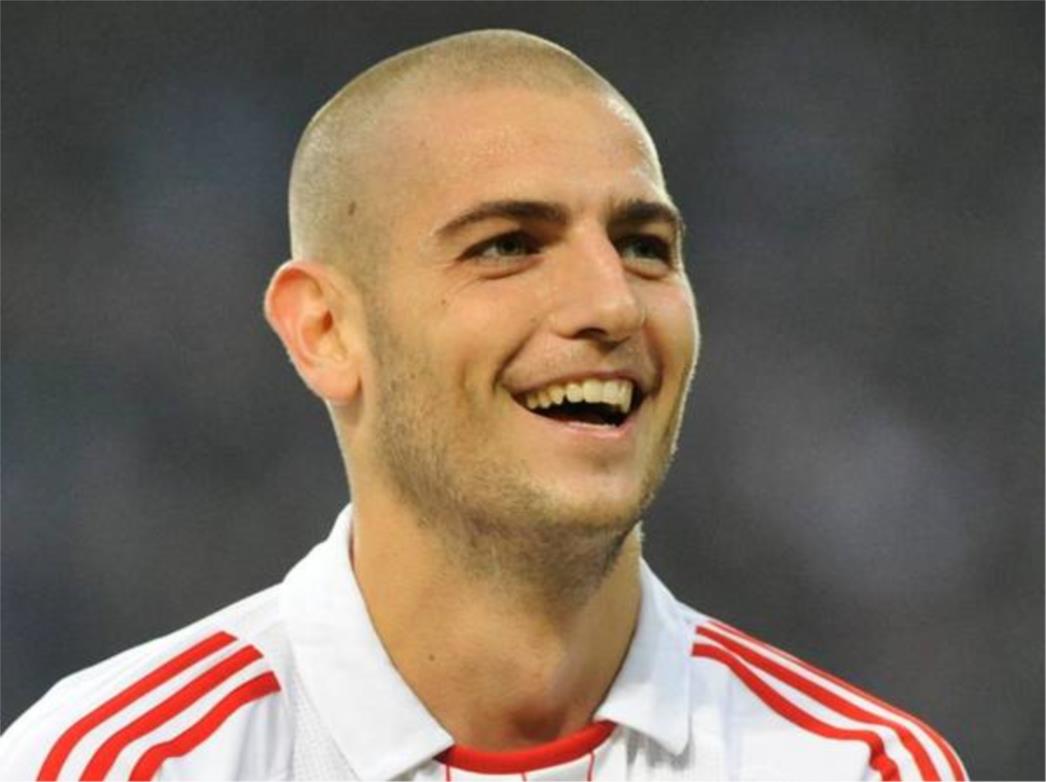  Želimo Petrića u našim redovima