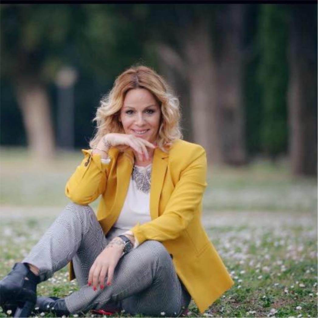 ANU BUČEVIĆ OSTAVLJA MUŽ, ISTRESAO PRLJAVI VEŠ ‘Preko moje bolesti ne možeš graditi svoj svijet, krpa i opušak nisam’