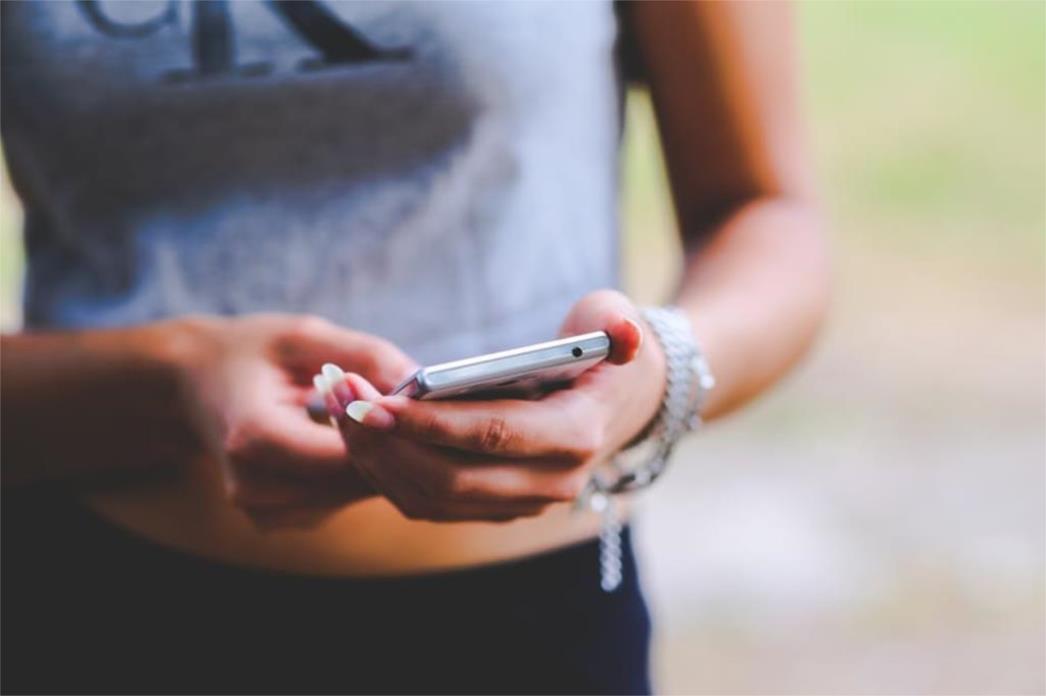 Nema više roaminga, ali oprezno  s   mobilnim internetom
