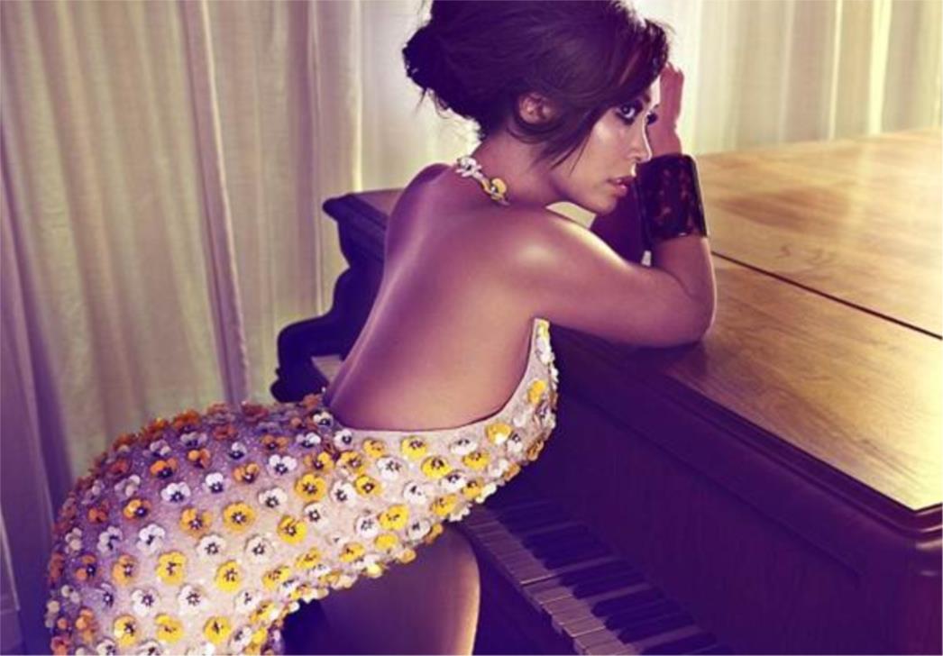 Seksipilna mama Myleene Klass