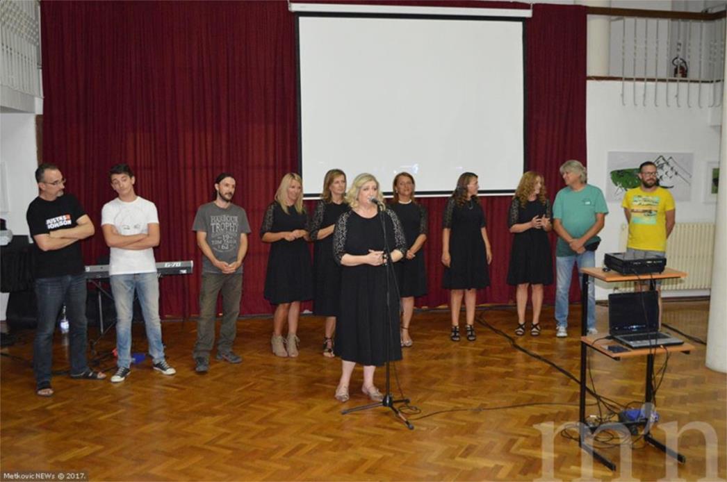 Ženska  klapa Žveljarin u spotu za pjesmu 'Komad neba' predstavila i domaće ljepote (VIDEO)