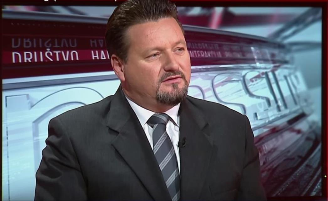MINISTAR KUŠČEVIĆ PODNIO OSTAVKU 'Ponosan sam na svoja postignuća u ministarstvu, svoj rad nastavit ću u Hrvatskom saboru'