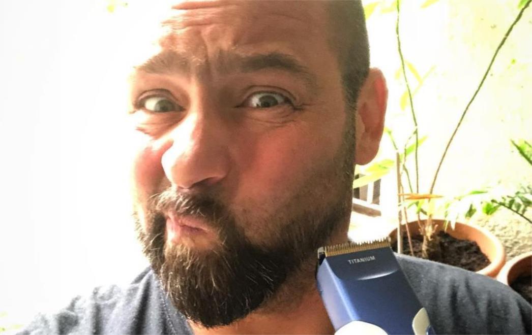 RIBAFISH NASTAVLJA AVANTURU SVOG ROKA 'Ne mogu ga zagrliti, no zato svijetu mogu vratiti ono što mi je ostavio u nasljedstvo - kako voljeti i biti svoj'
