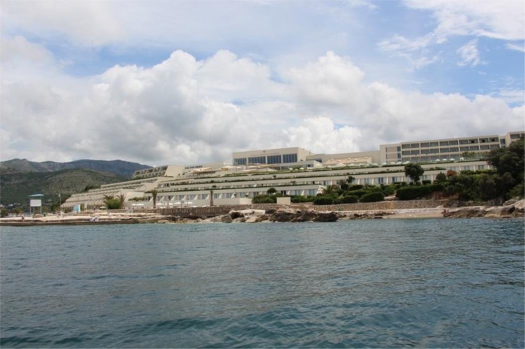 TRAGEDIJA Na plaži kod hotela President utopila se jedna osoba