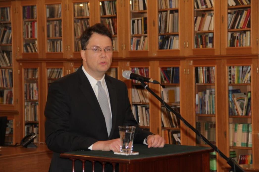 Relja Seferović održao predavanje o diplomatskom umijeću Frana Gundulića (FOTO)