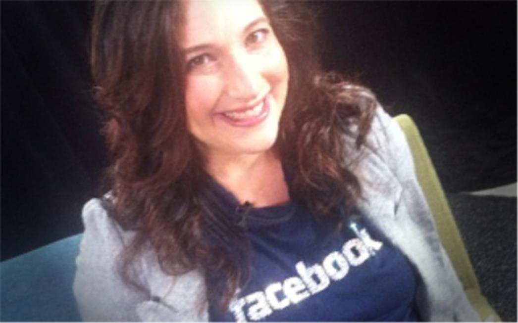 Sestra Marka Zuckerberga dala otkaz u Facebooku