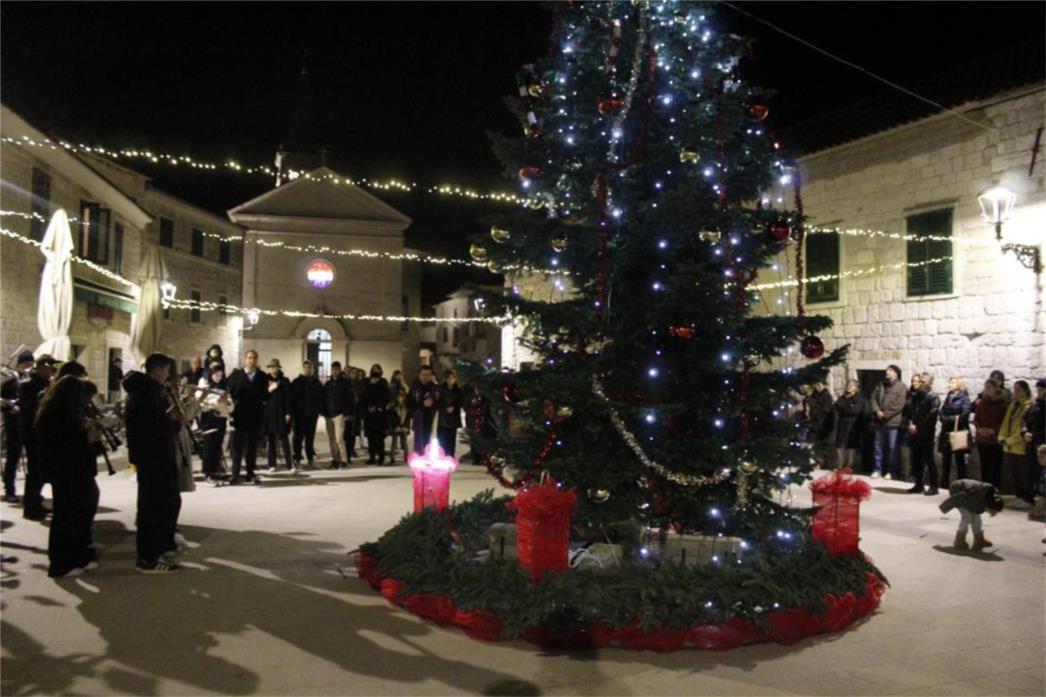 Adventski program u srcu Opuzena