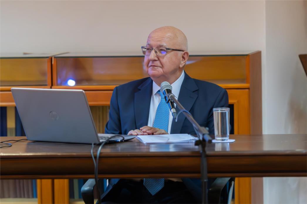 Ivica Martinović istražio poimanje žene u duhovnom ogledalu