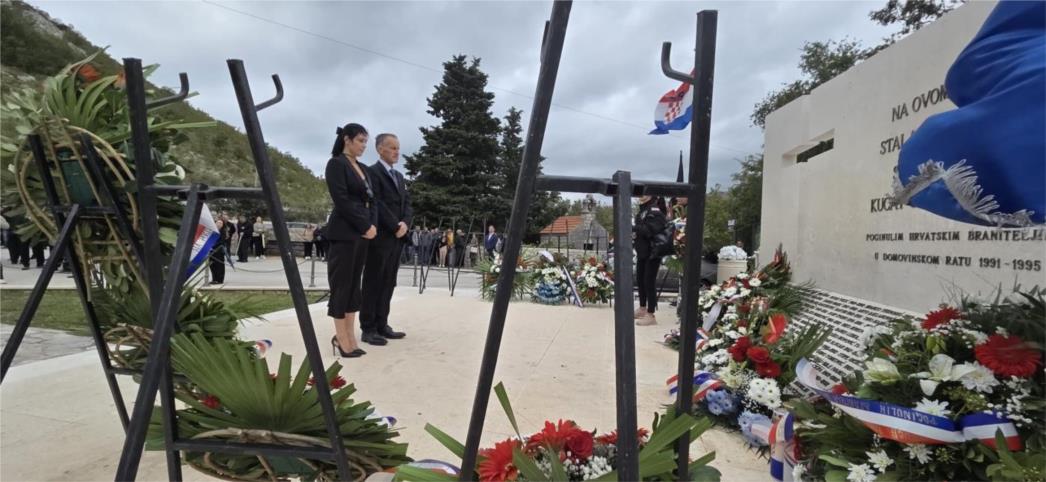 Obilježena 22. obljetnica otkrivanja spomenika braniteljima