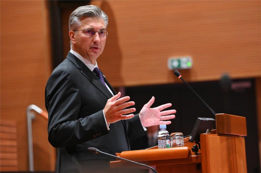 Plenković: Oporba treba biti kritična, ali mora postojati doza realnosti