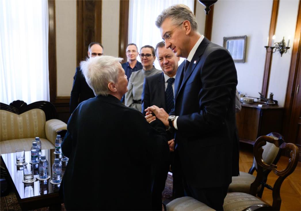 Premijer Plenković primio majku francuskog dragovoljca Jean-Michela Nicoliera