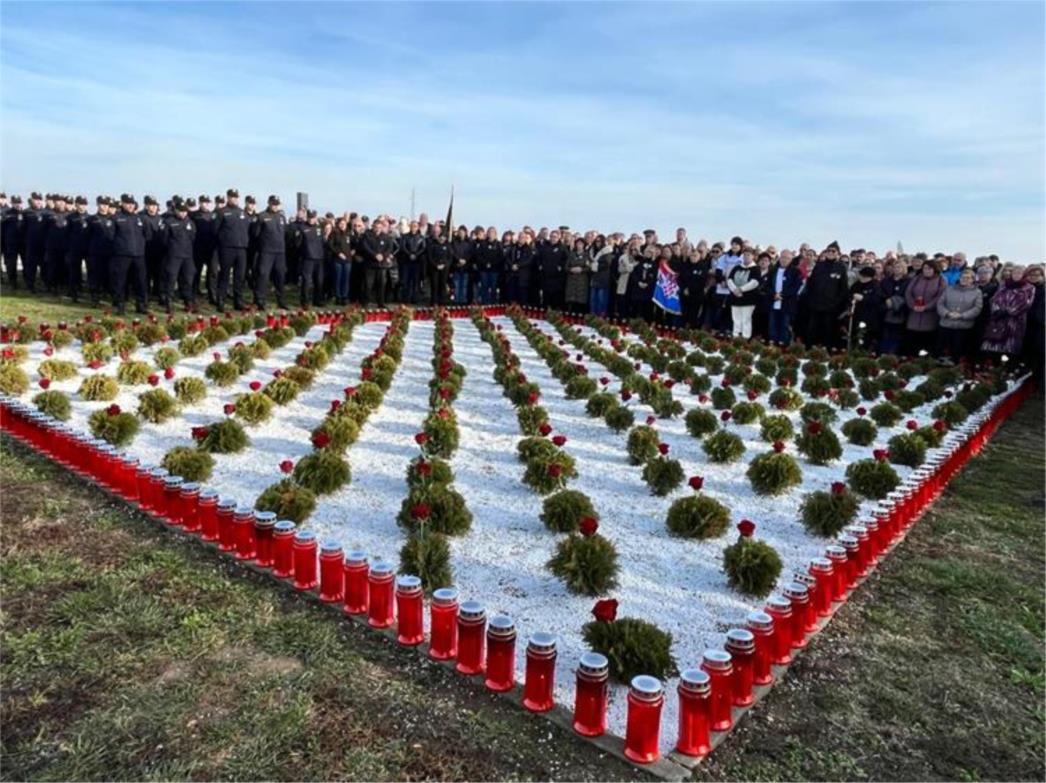 Odana počast žrtvama Veleprometa, Ovčare i Ernestinova