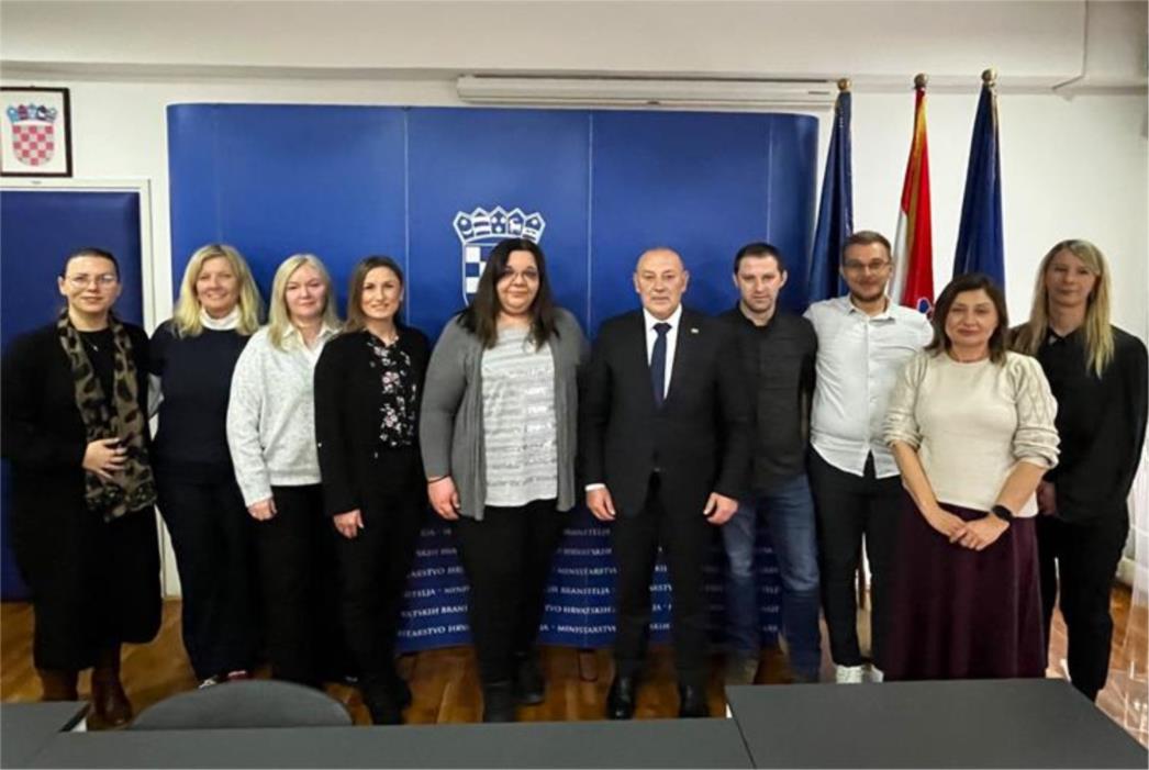 Ministar Medved susreo se s predstavnicima Udruge djece poginulih i nestalih branitelja