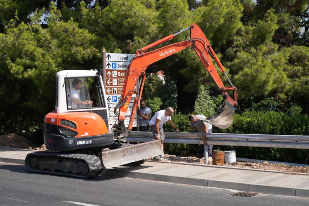 Grad Dubrovnik postavlja nove ograde na 30 lokacija
